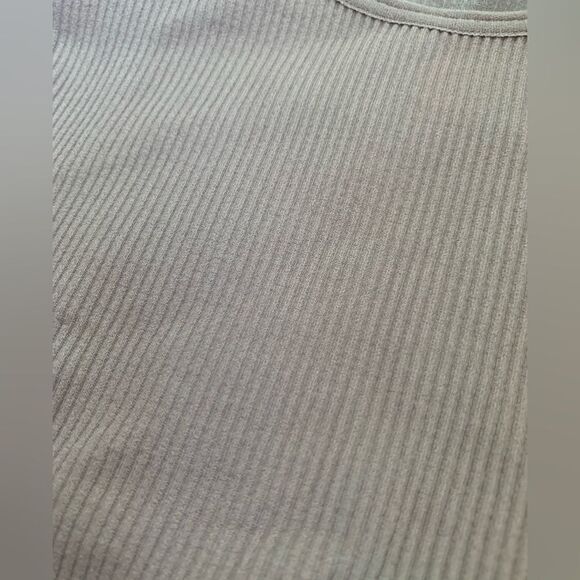 NWT Out From Under Top - Picture 2 of 7